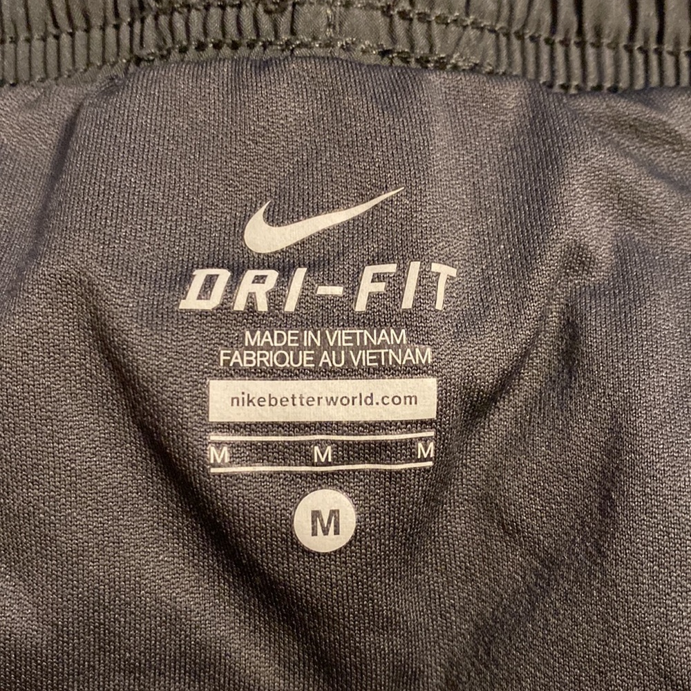 Nike Women's Tempo Running Shorts Dark Gray / Purple on side. Size M Dri Fit - Picture 4 of 7